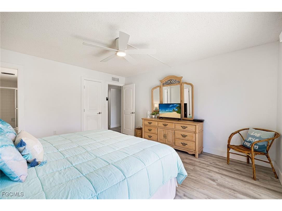 25740 Hickory Boulevard #246 Bonita Springs FL 34134 2025018658 image21