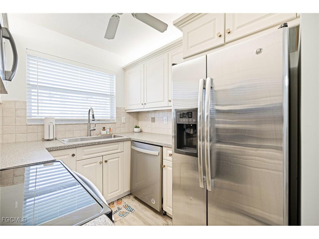 25740 Hickory Boulevard #246 Bonita Springs FL 34134 2025018658 image9