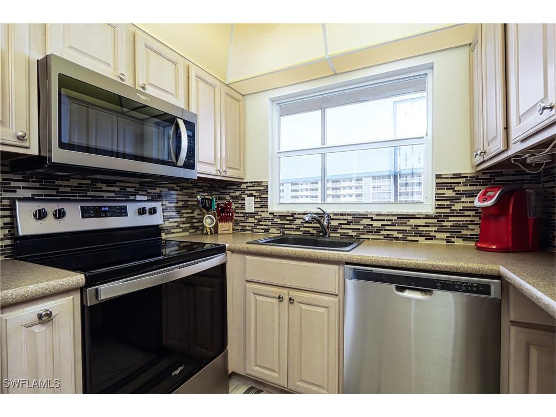 25740 Hickory Boulevard #450 Bonita Springs FL 34134 225074142 image5