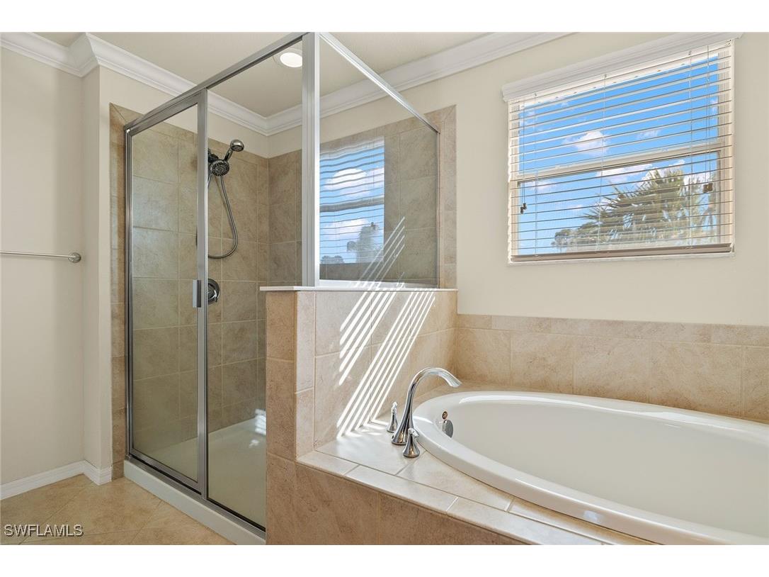 2575 Laurentina Lane Cape Coral FL 33909 225067685 image20