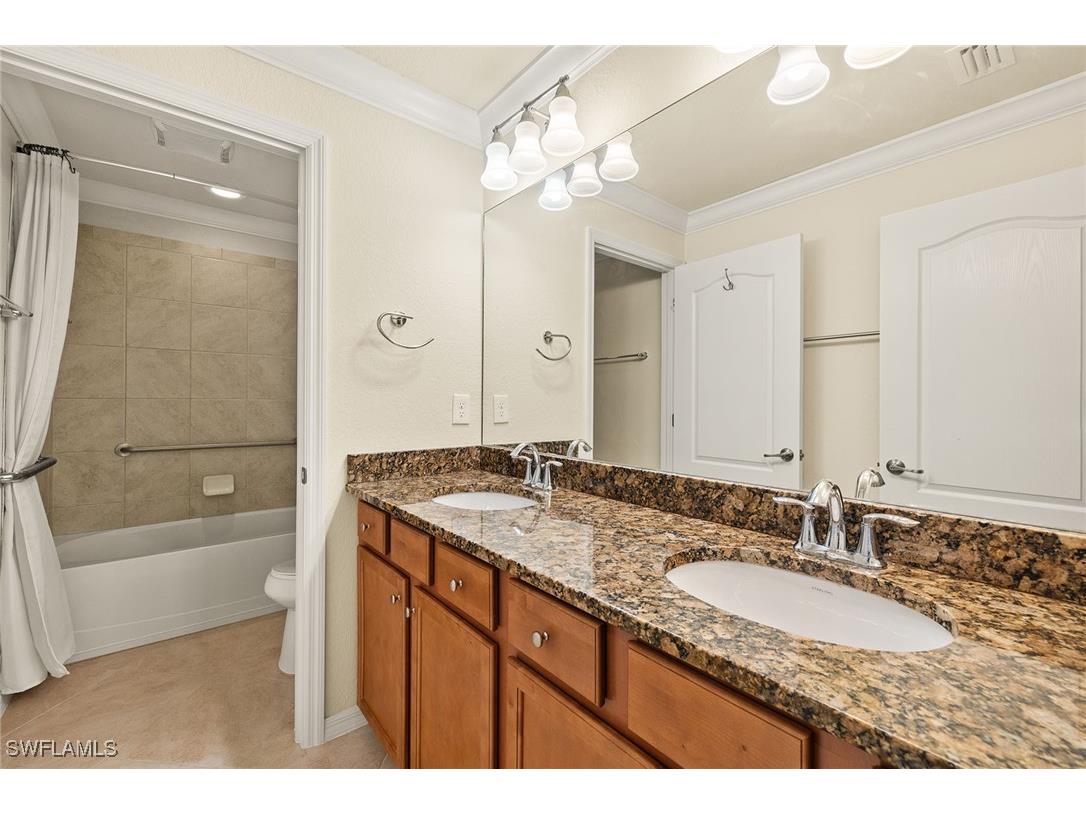 2575 Laurentina Lane Cape Coral FL 33909 225067685 image25