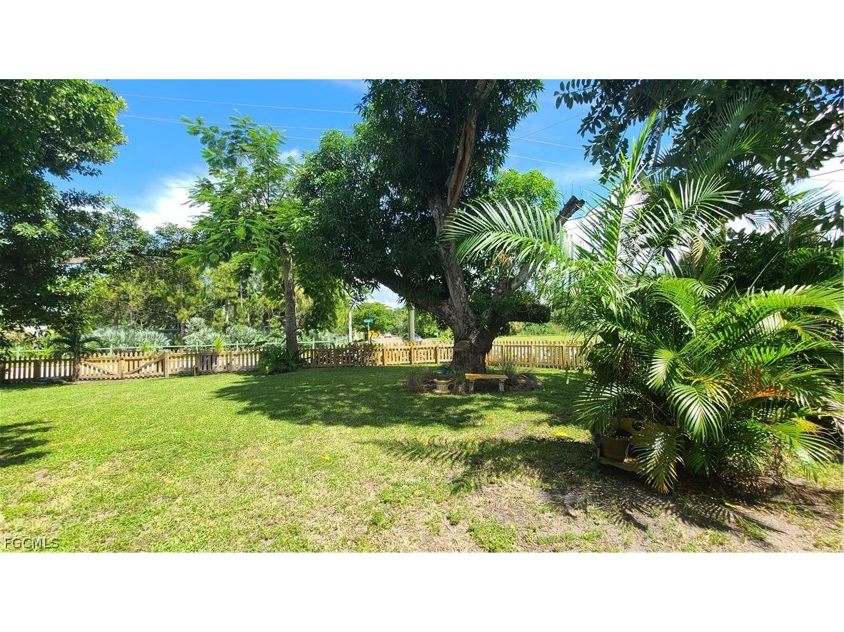 2579 2nd Street Fort Myers FL 33901 2026010521 image29