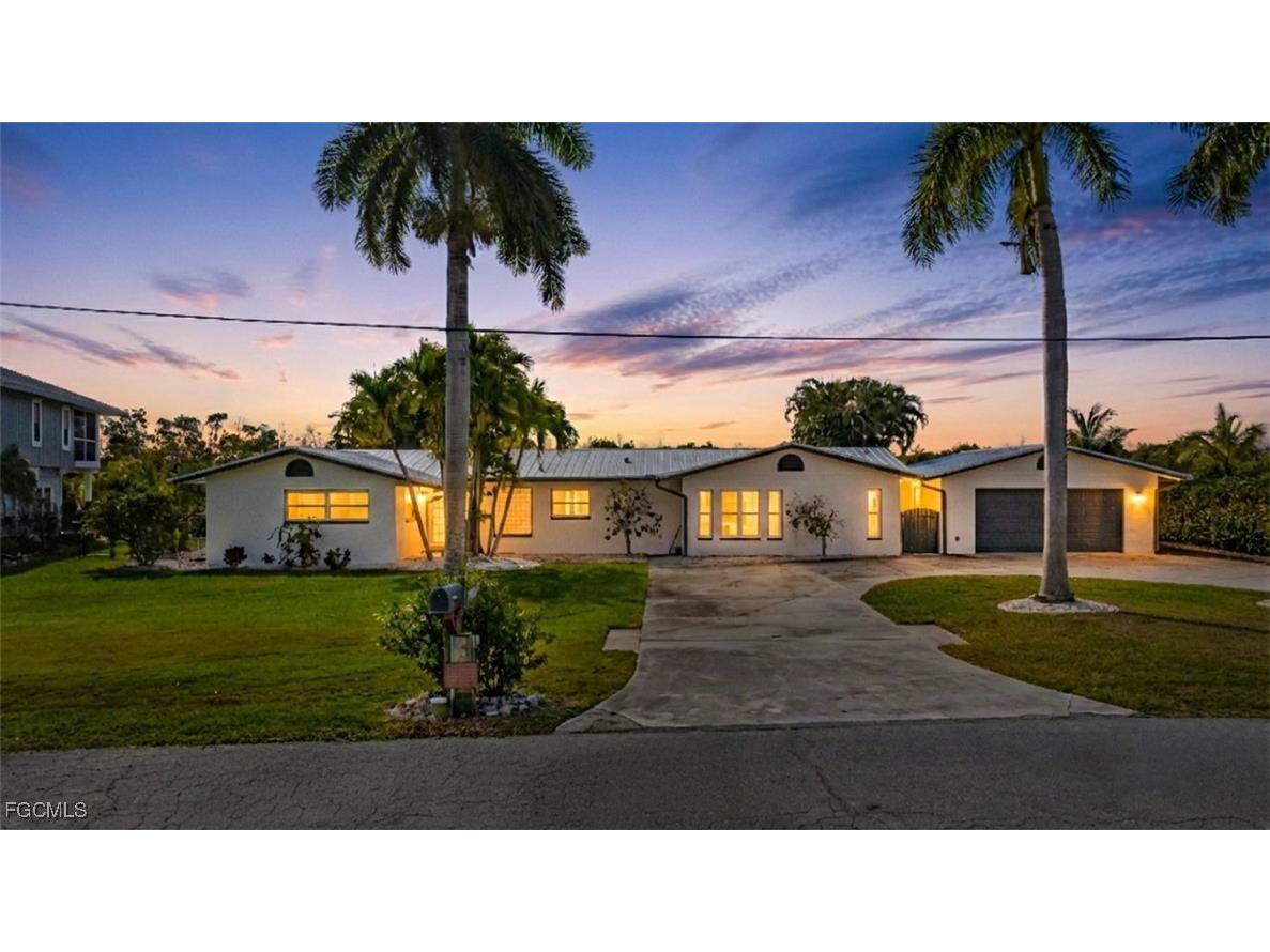 2579 Eighth Avenue Saint James City FL 33956 2026004226 image1