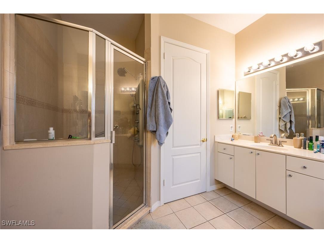 2579 Sawgrass Lake Court Cape Coral FL 33909 225038256 image31