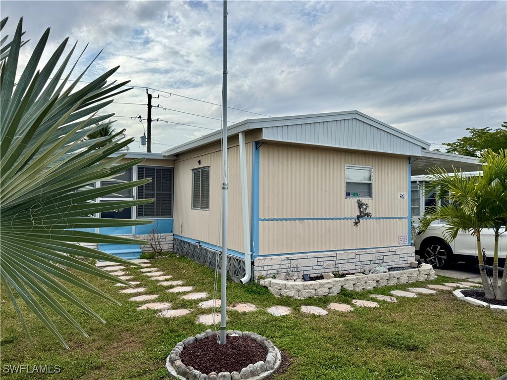 258 Poinsettia Drive Fort Myers FL 33905 225018264 image1