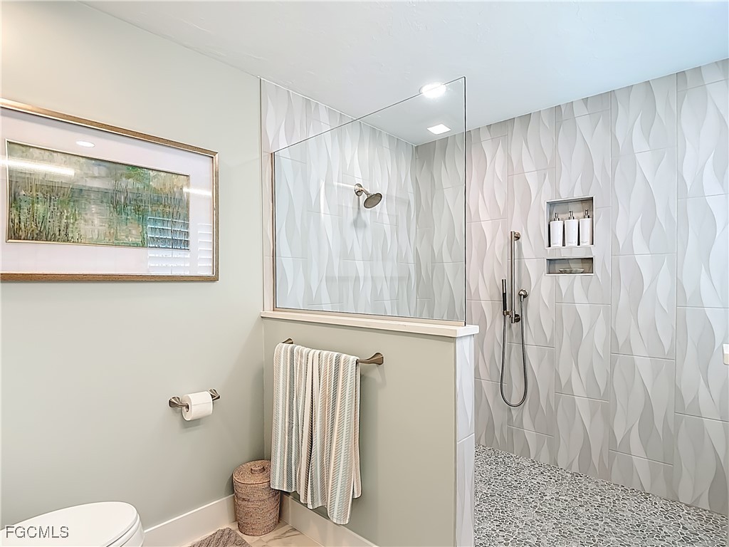 2580 Valparaiso Boulevard North Fort Myers FL 33917 2026004535 image24