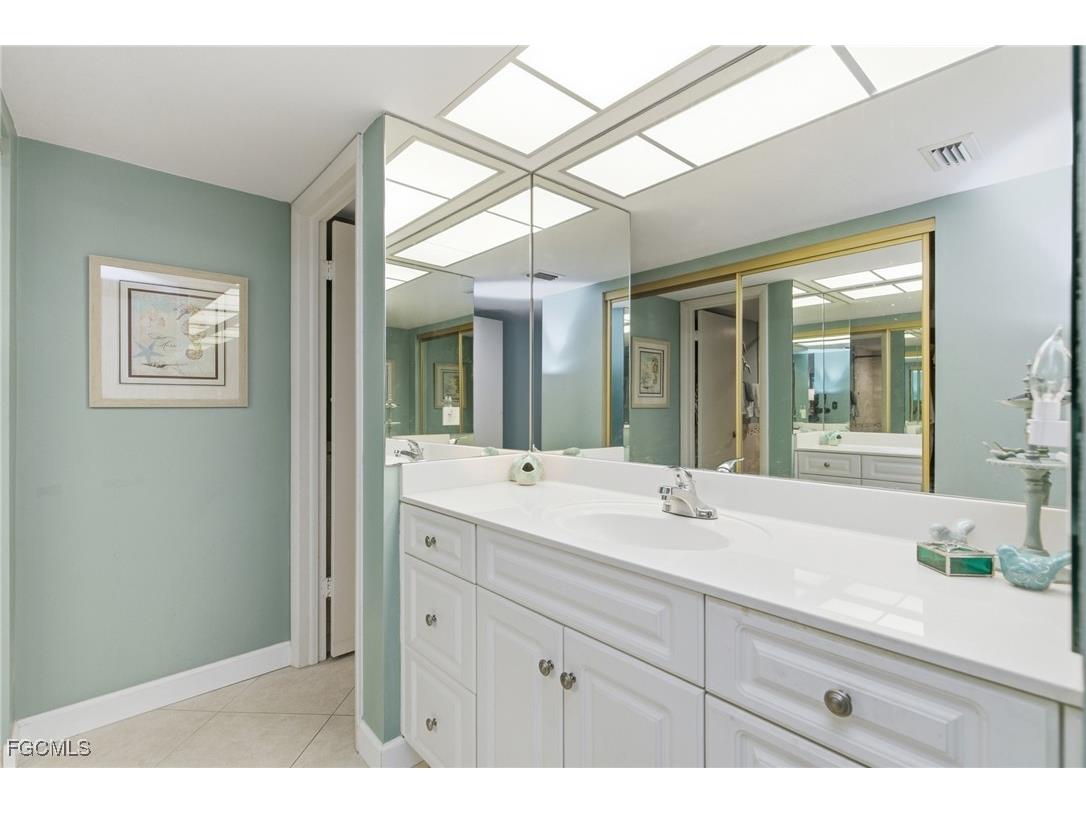 25804 Cockleshell Drive #117 Bonita Springs FL 34135 2026002551 image15