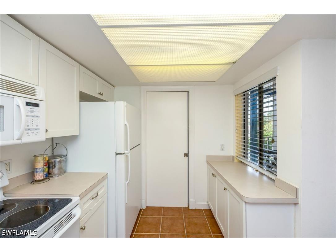 25806 Cockleshell Drive #314 Bonita Springs FL 34135 226021367 image8