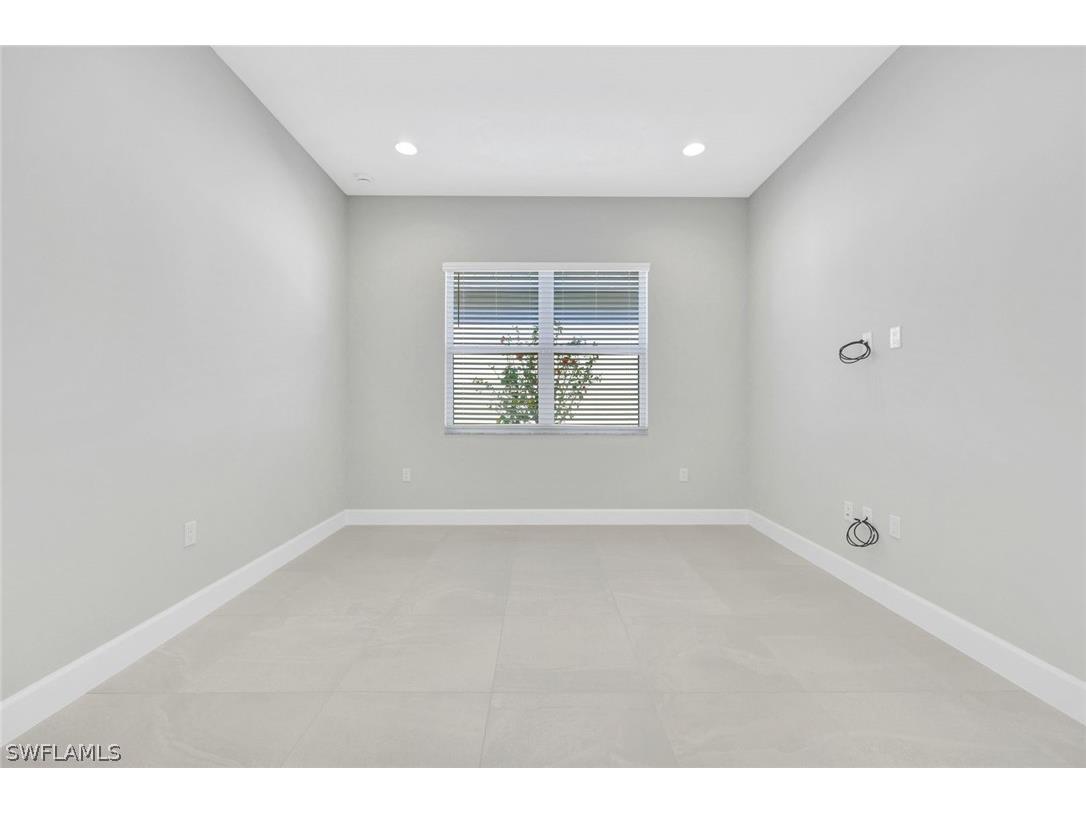 2581 Kingfisher Drive Naples FL 34112 225075154 image11