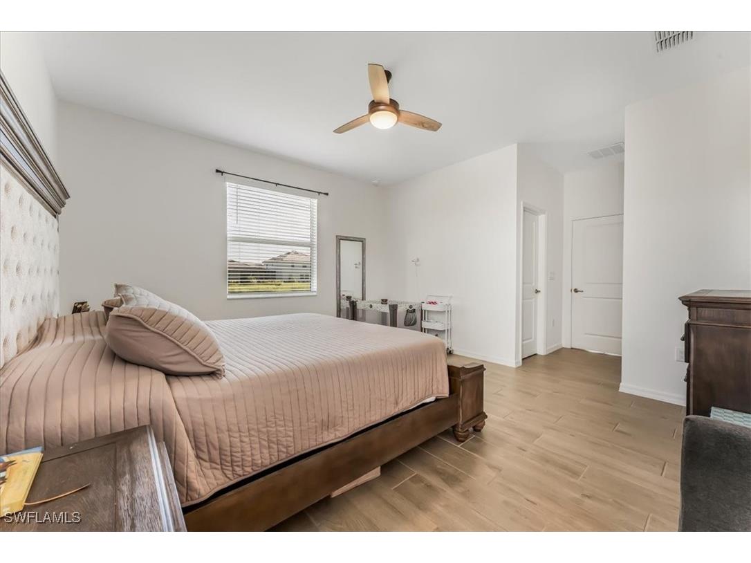 2581 Kona Way Naples FL 34120 225084320 image20