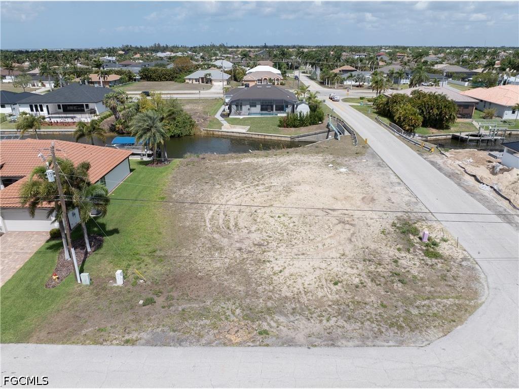 2581 SW 28th Terrace Cape Coral FL 33914 2026015936 image1