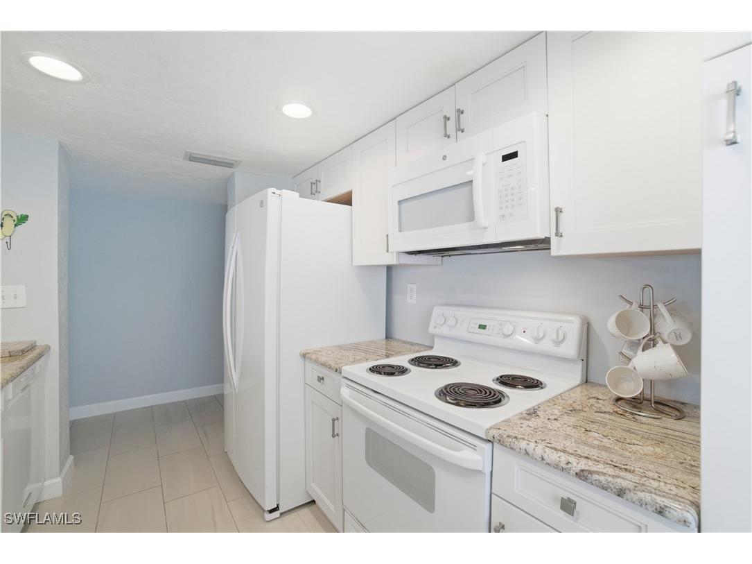 25810 Hickory Boulevard #105 Bonita Springs FL 34134 226004515 image13