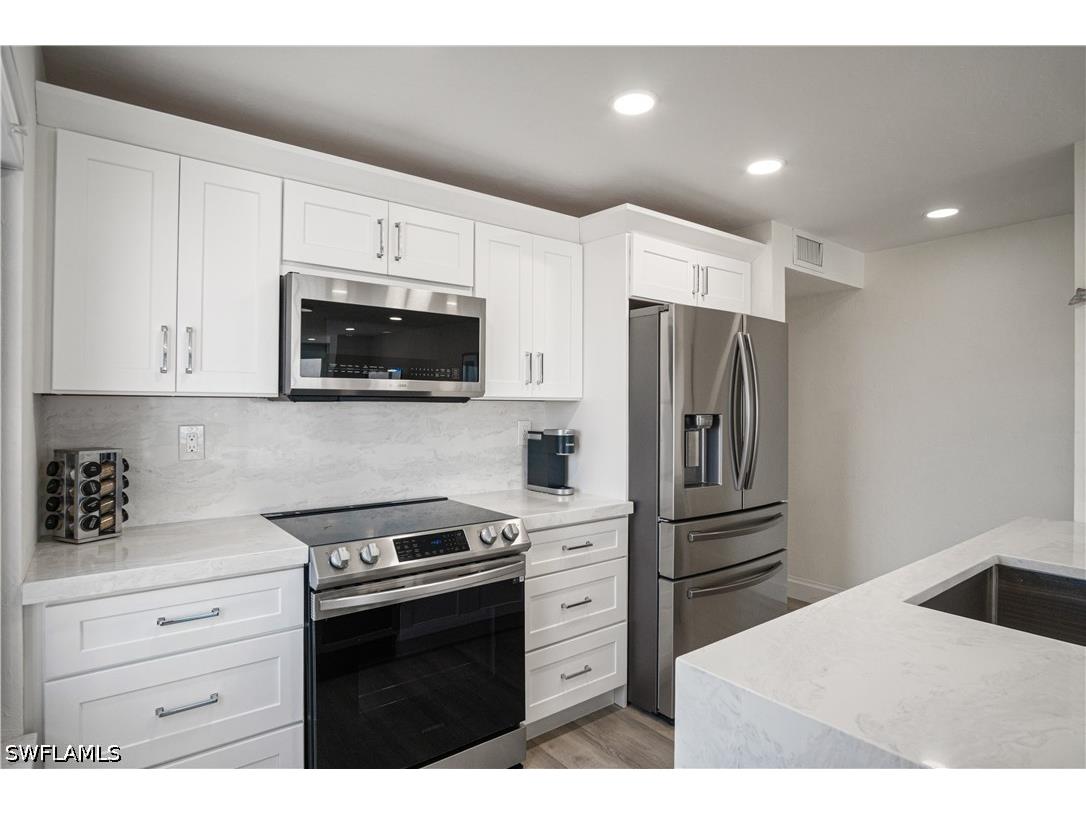 25820 Hickory Boulevard #301 Bonita Springs FL 34134 226020648 image19