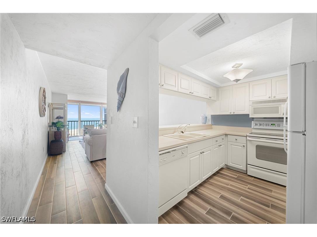 25820 Hickory Boulevard #402 Bonita Springs FL 34134 226009755 image9