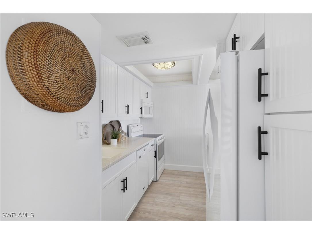 25840 Hickory Boulevard #202 B Bonita Springs FL 34134 225072709 image8