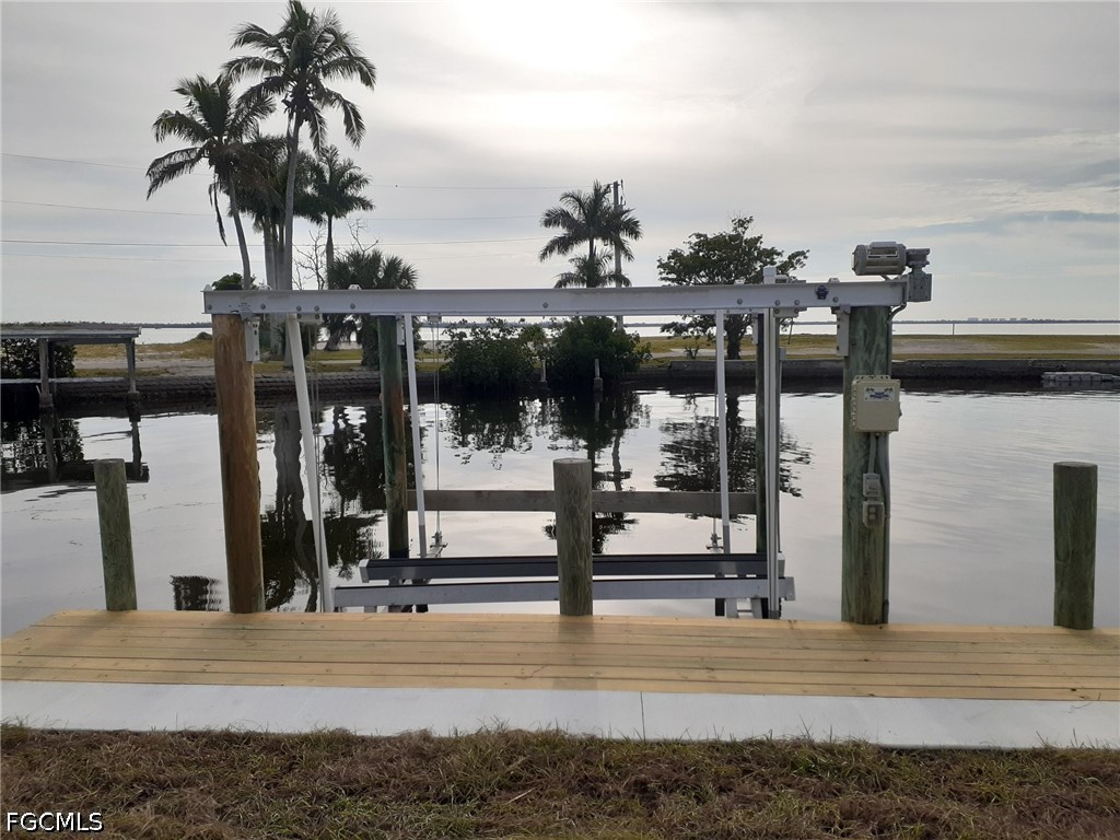 2585 3rd Street Matlacha FL 33993 2026015363 image1