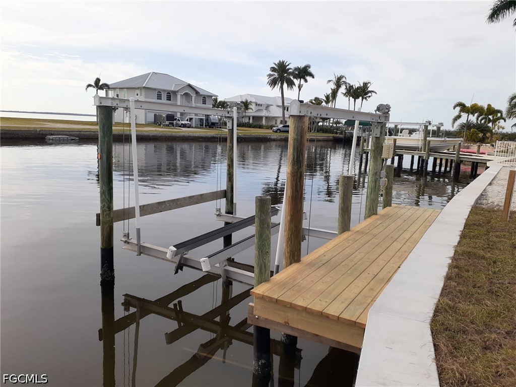2585 3rd Street Matlacha FL 33993 2026015363 image2