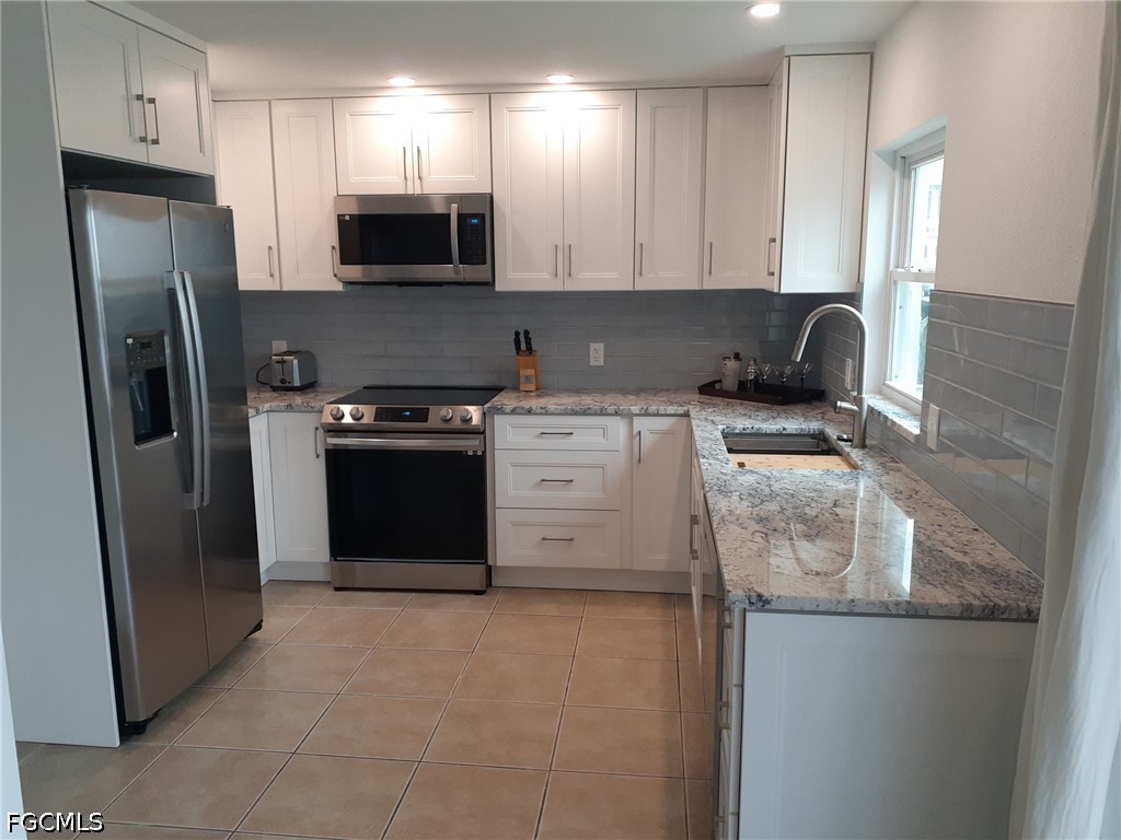 2585 3rd Street Matlacha FL 33993 2026015363 image5