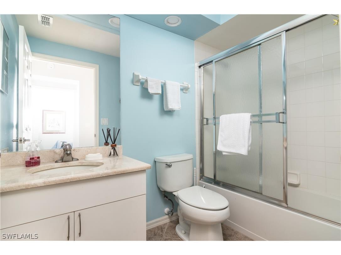 2585 Old Groves Road #L102 Naples FL 34109 226010191 image12