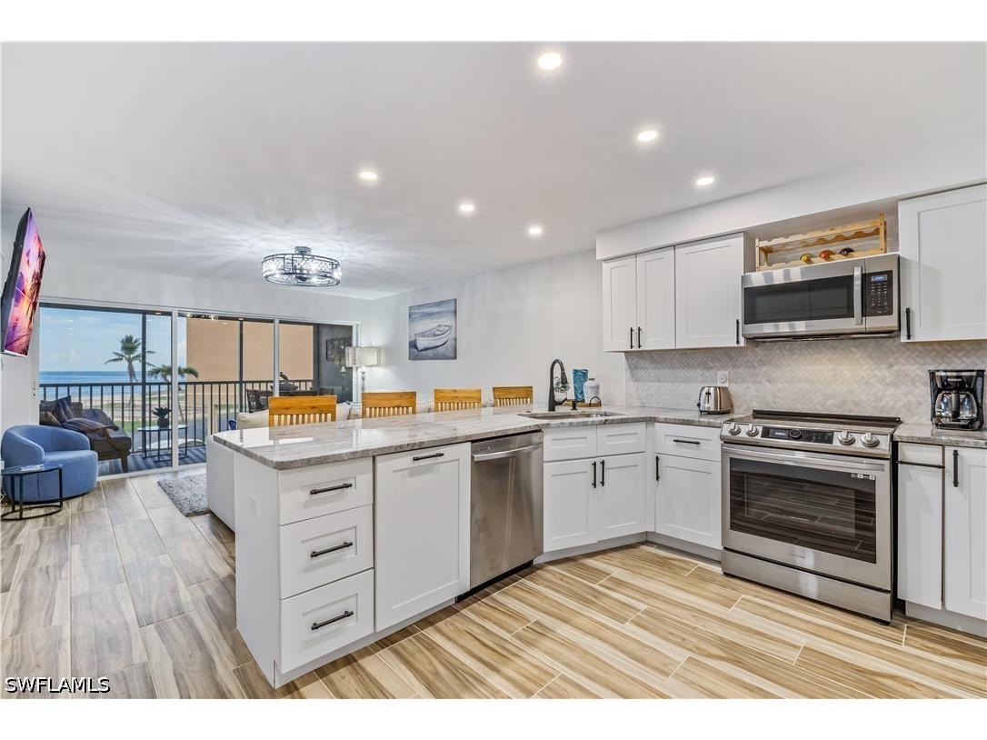 25850 Hickory Boulevard #101 Bonita Springs FL 34134 226015652 image3