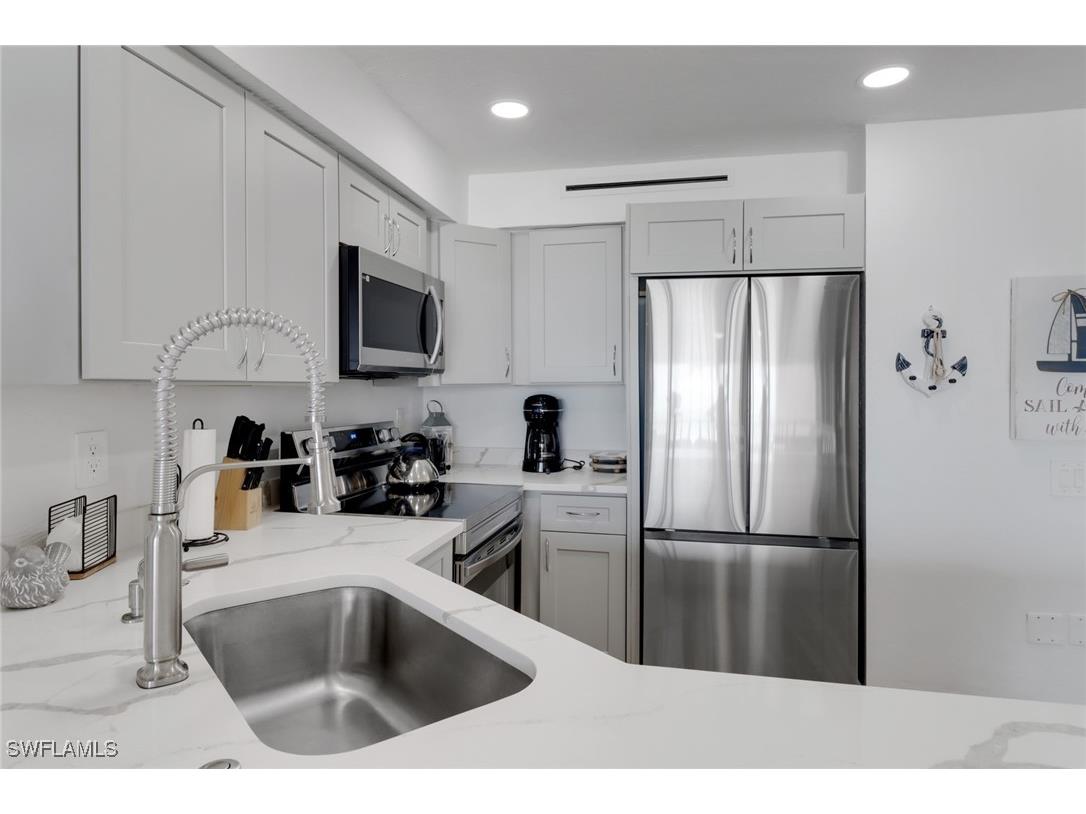 25850 Hickory Boulevard #102 Bonita Springs FL 34134 225042146 image11