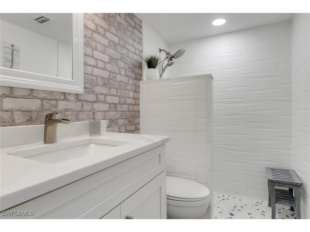 25850 Hickory Boulevard #102 Bonita Springs FL 34134 225042146 image17