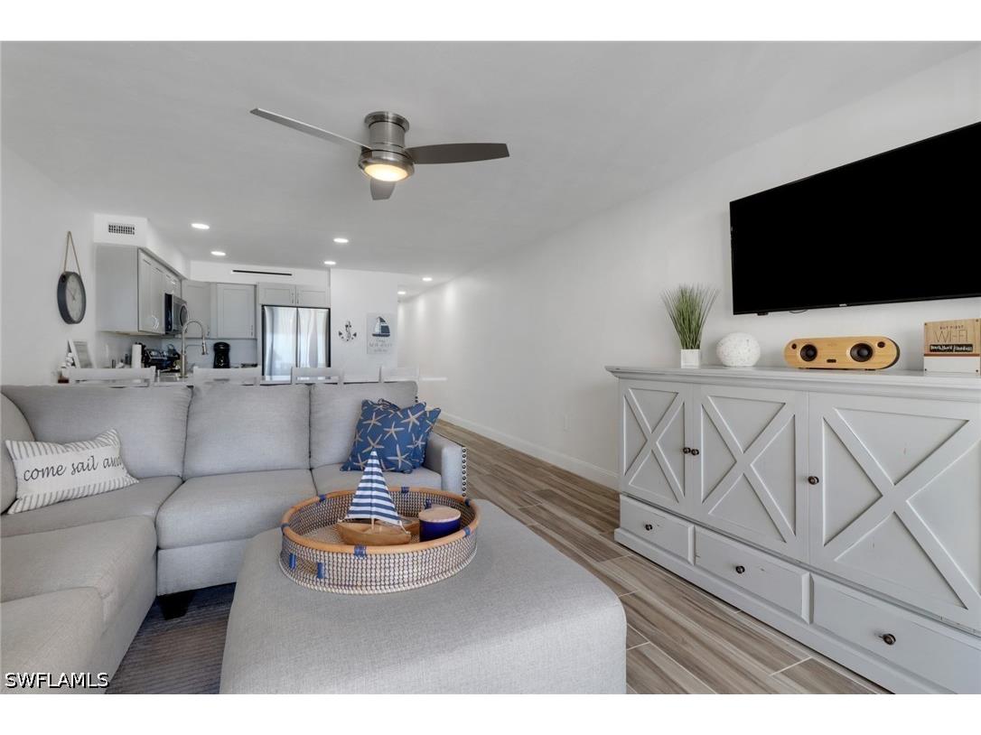 25850 Hickory Boulevard #102 Bonita Springs FL 34134 226016890 image4
