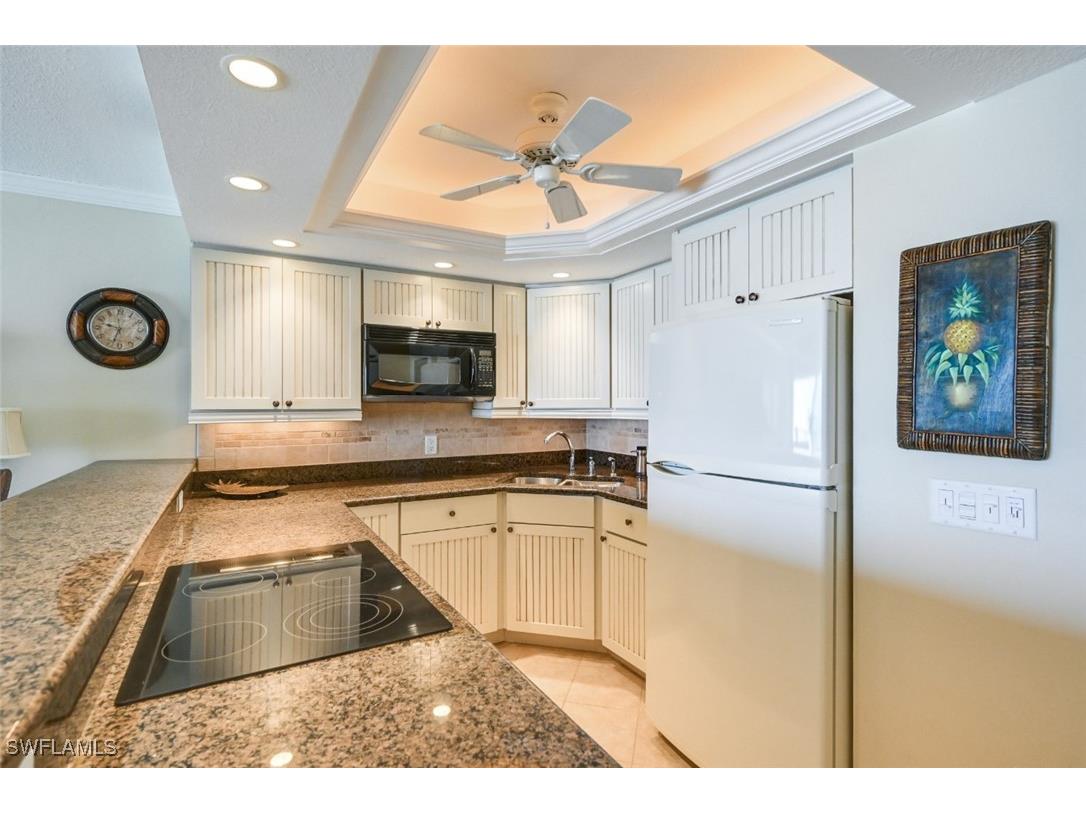 25850 Hickory Boulevard #301 Bonita Springs FL 34134 225067821 image9