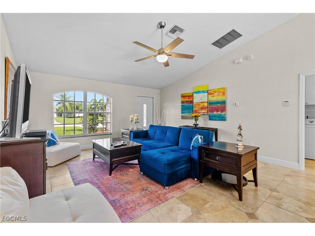 2586 SW 27th Street Cape Coral FL 33914 2026007783 image4