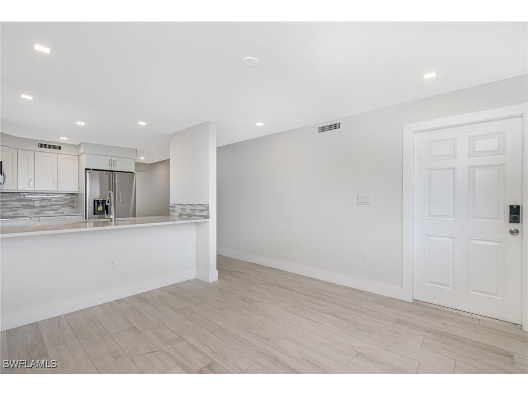 25870 Hickory Boulevard #101 Bonita Springs FL 34134 225074433 image6