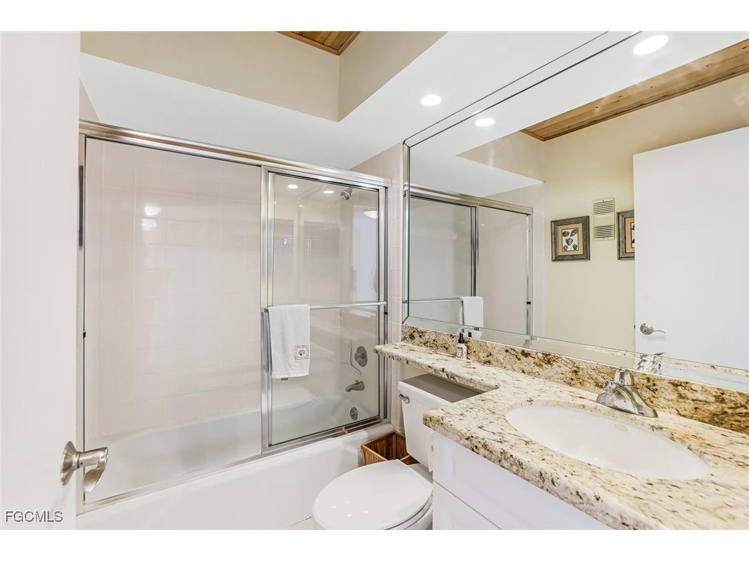25870 Hickory Boulevard #704 Bonita Springs FL 34134 2026000076 image17