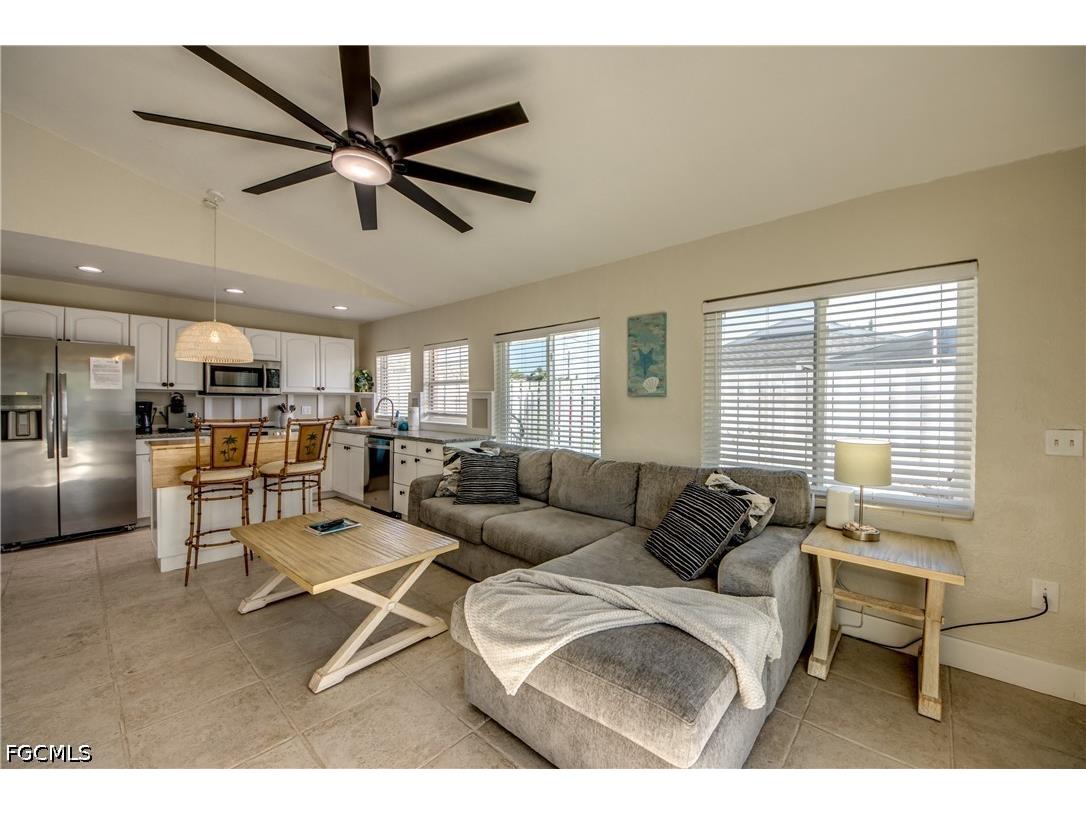 2589 Bayshore Drive Matlacha FL 33993 2026016796 image13