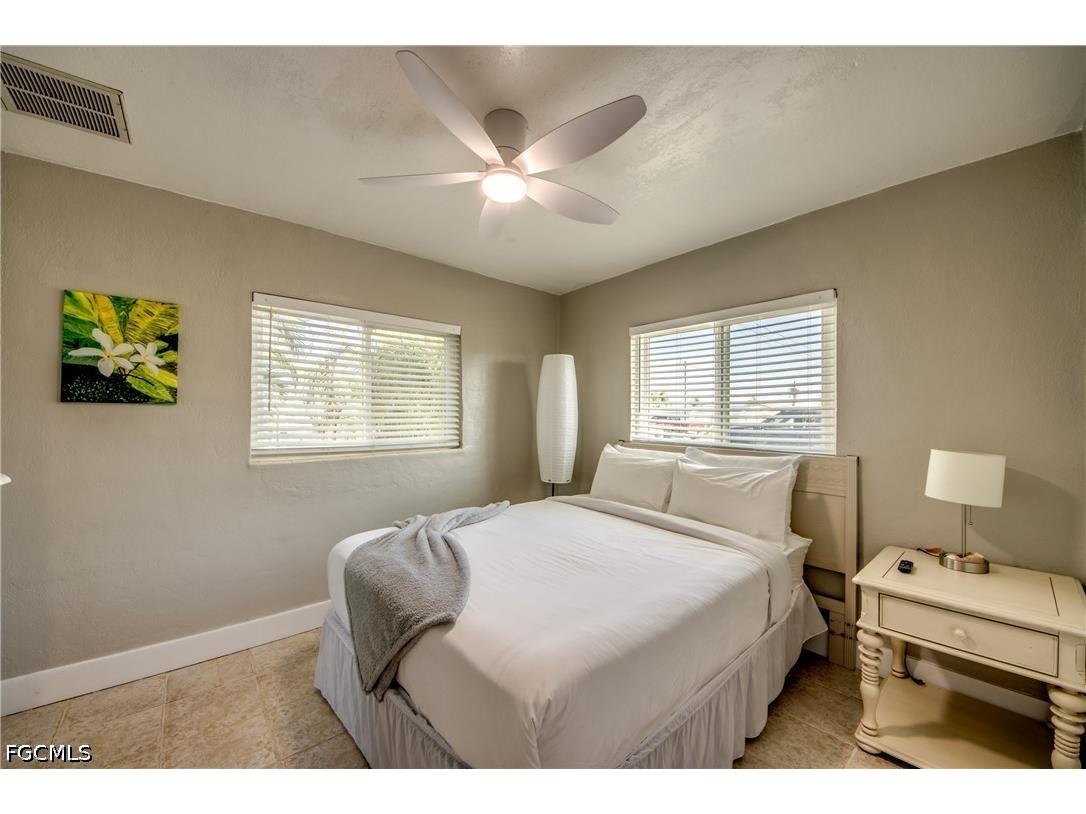 2589 Bayshore Drive Matlacha FL 33993 2026016796 image21