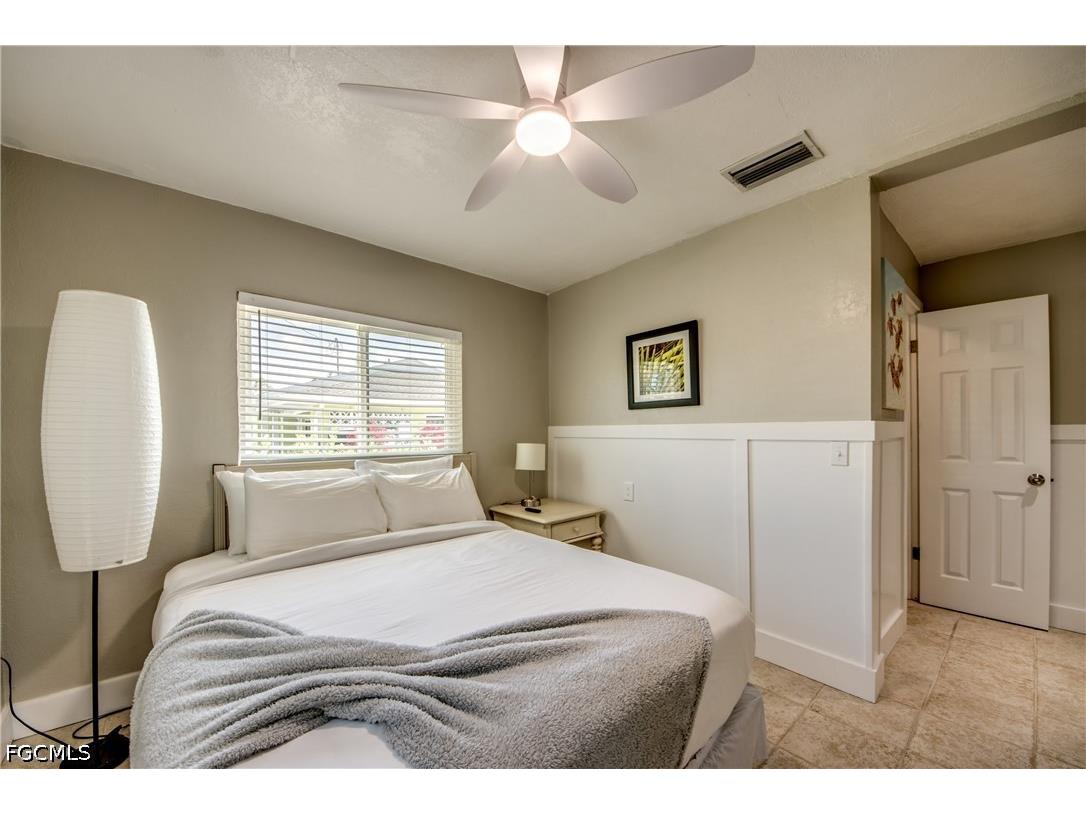 2589 Bayshore Drive Matlacha FL 33993 2026016796 image23
