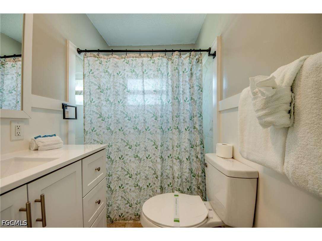 2589 Bayshore Drive Matlacha FL 33993 2026016796 image24