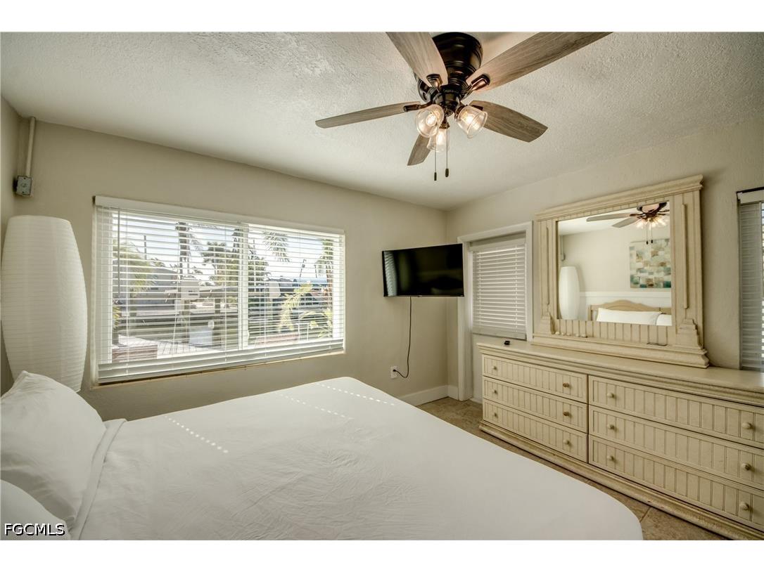2589 Bayshore Drive Matlacha FL 33993 2026016796 image26