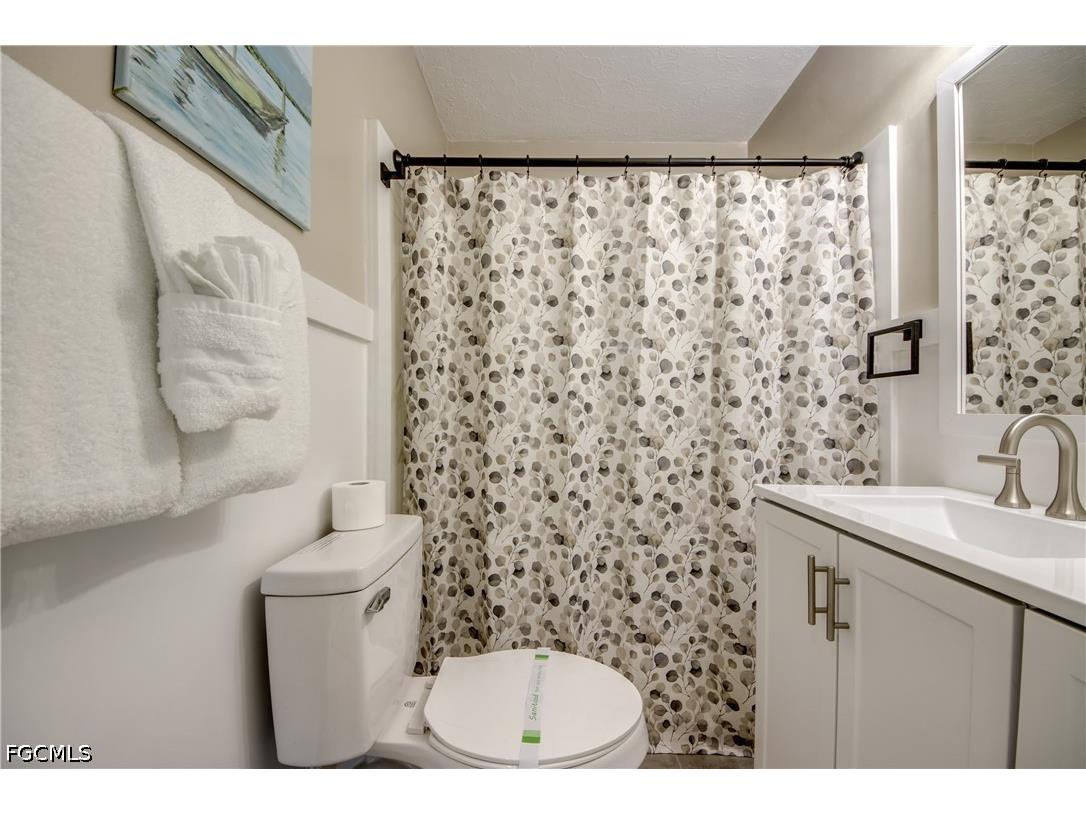 2589 Bayshore Drive Matlacha FL 33993 2026016796 image28