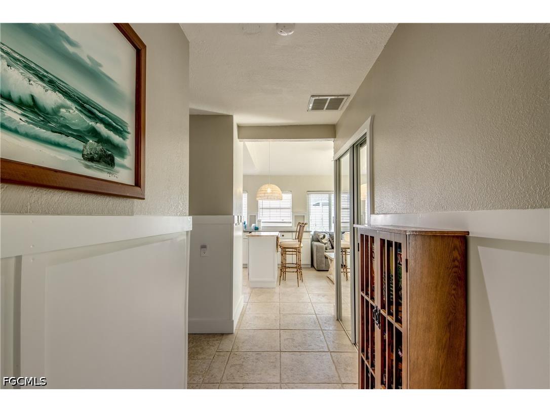 2589 Bayshore Drive Matlacha FL 33993 2026016796 image29
