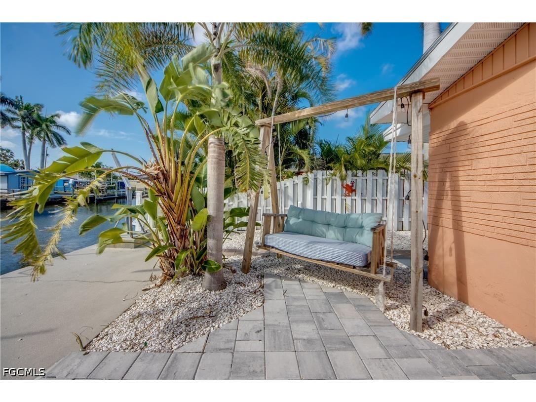 2589 Bayshore Drive Matlacha FL 33993 2026016796 image32