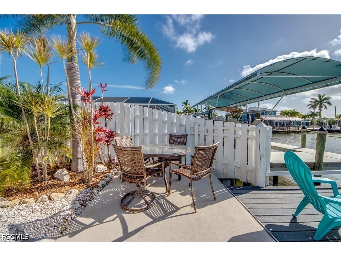 2589 Bayshore Drive Matlacha FL 33993 2026016796 image33