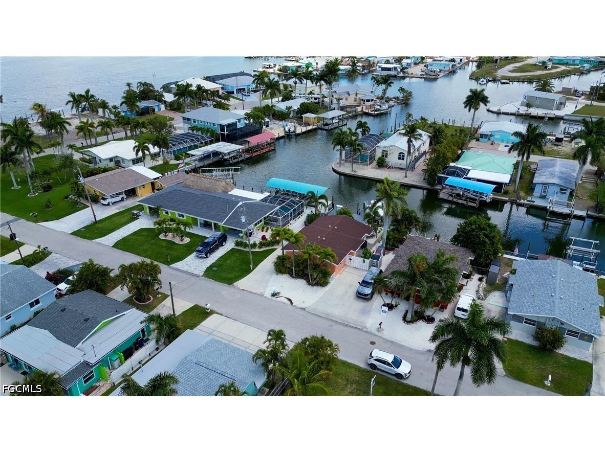 2589 Bayshore Drive Matlacha FL 33993 2026016796 image40