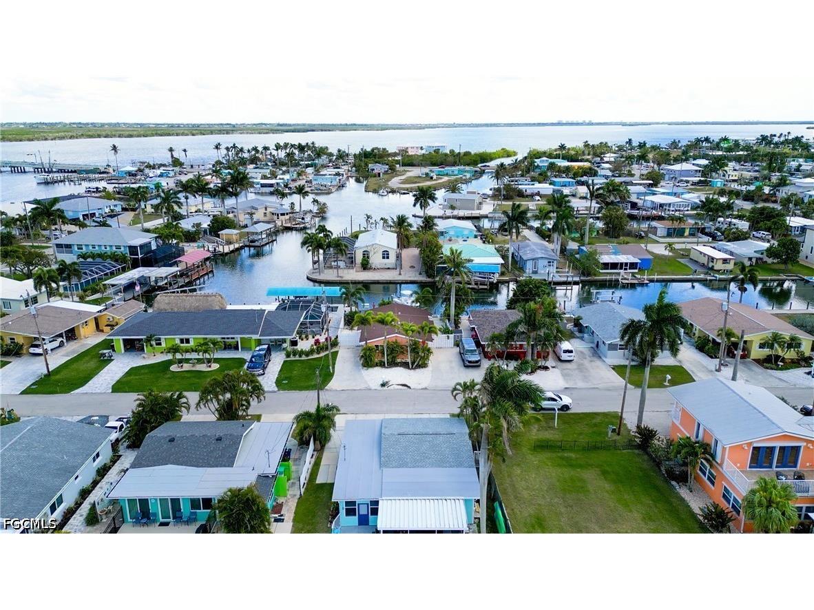 2589 Bayshore Drive Matlacha FL 33993 2026016796 image44