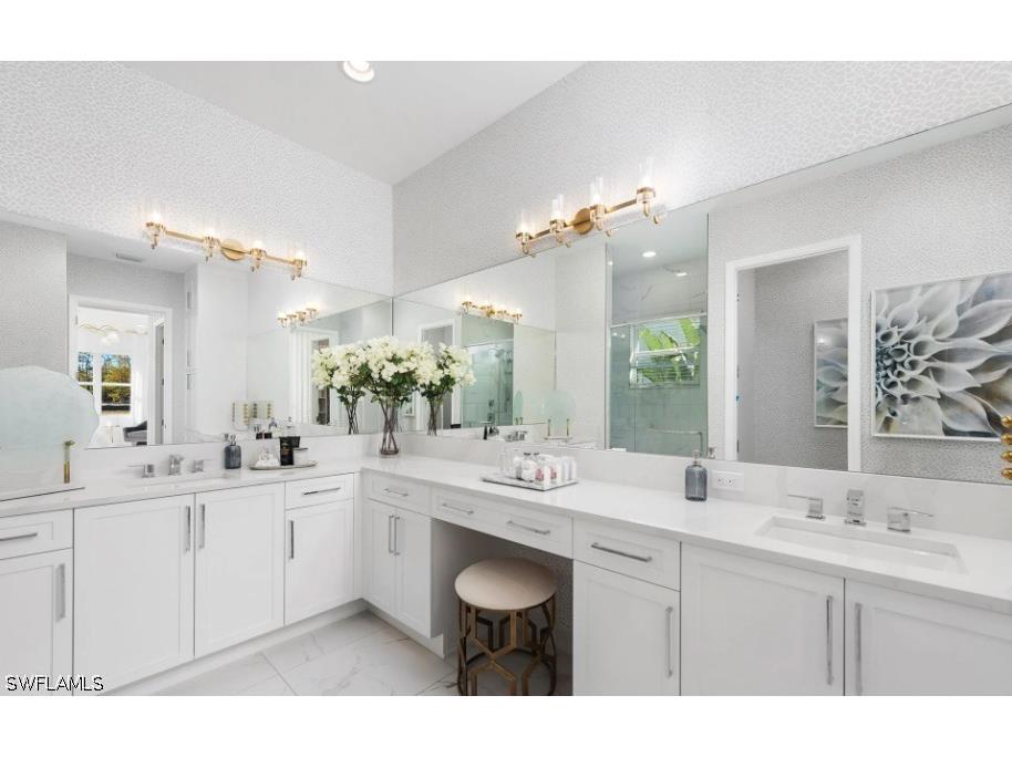 2589 Kingfisher Drive Naples FL 34112 226018768 image8