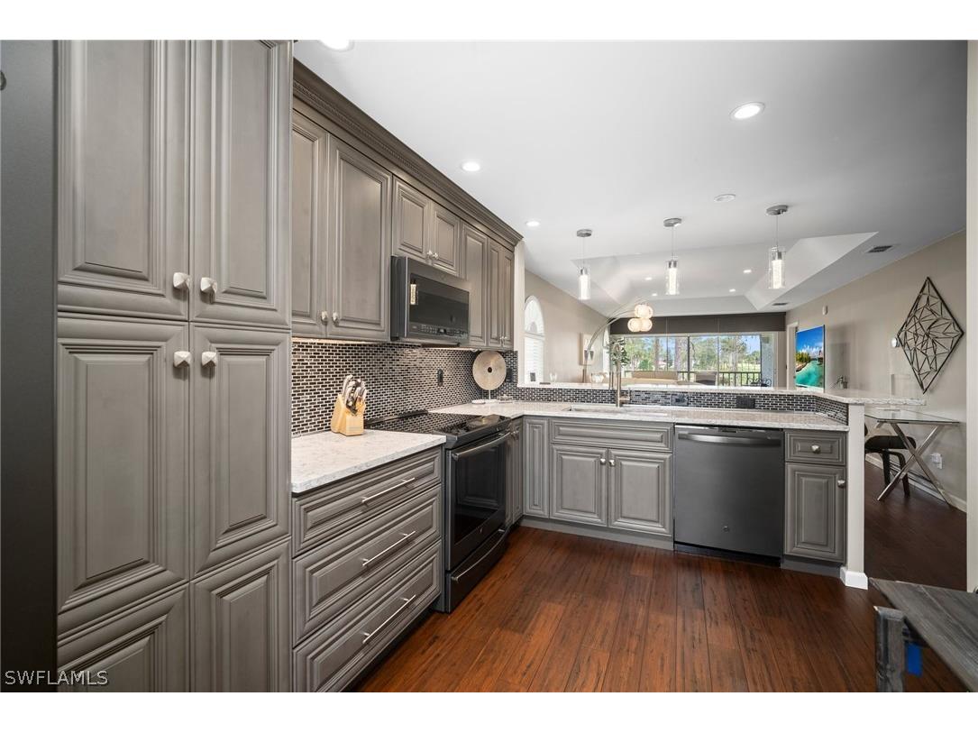 259 Deerwood Circle #6 Naples FL 34113 226007308 image9