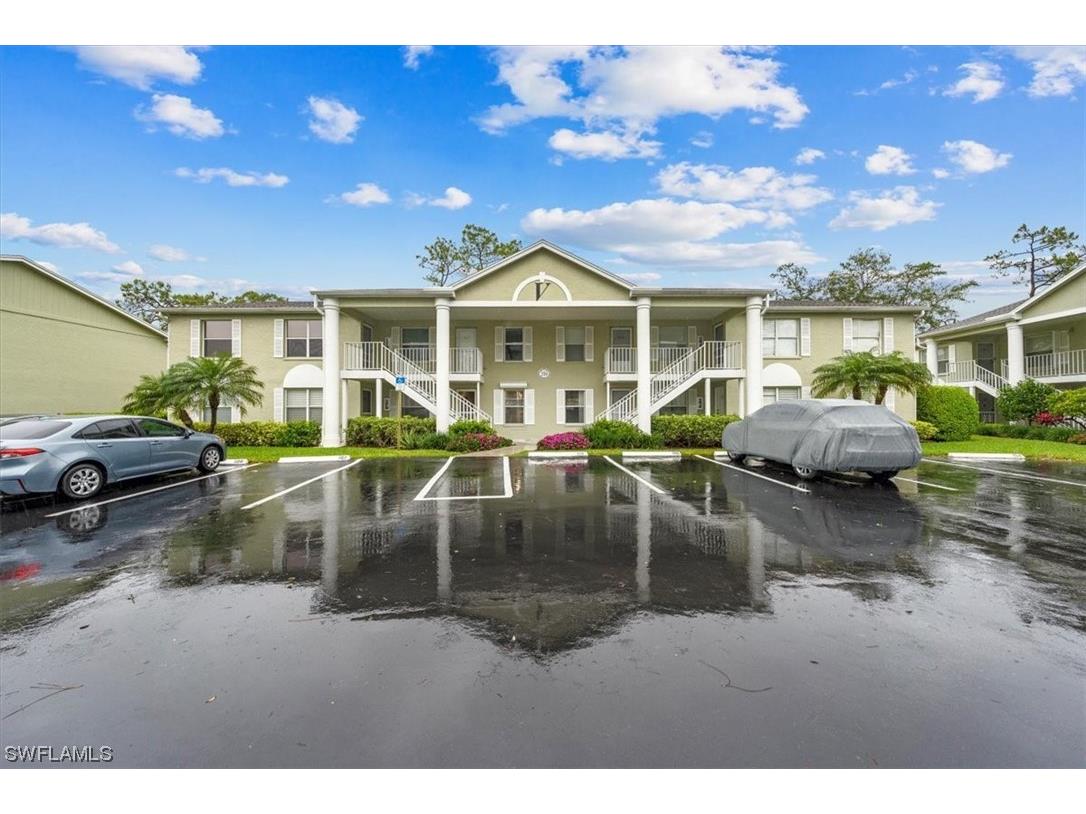 259 Quail Forest Boulevard #107 Naples FL 34105 223027561 image1