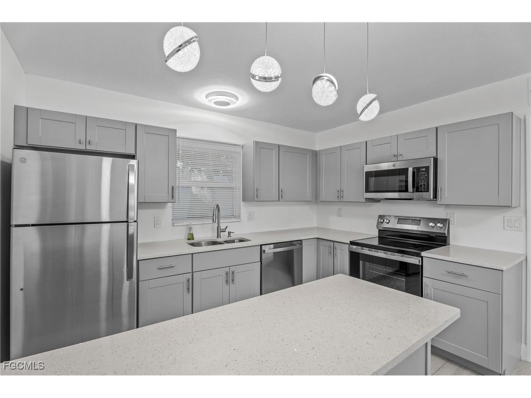 2590 1st Street #115 Fort Myers FL 33901 2025023157 image3