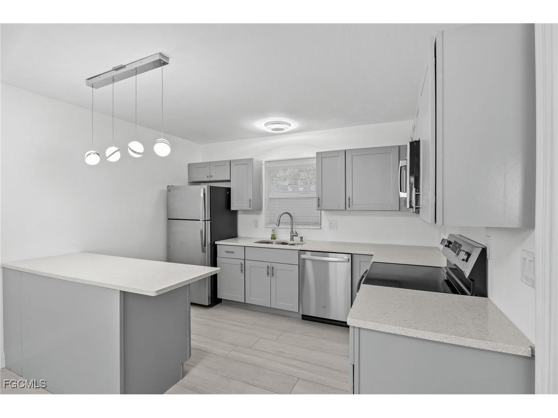 2590 1st Street #115 Fort Myers FL 33901 2025023157 image4