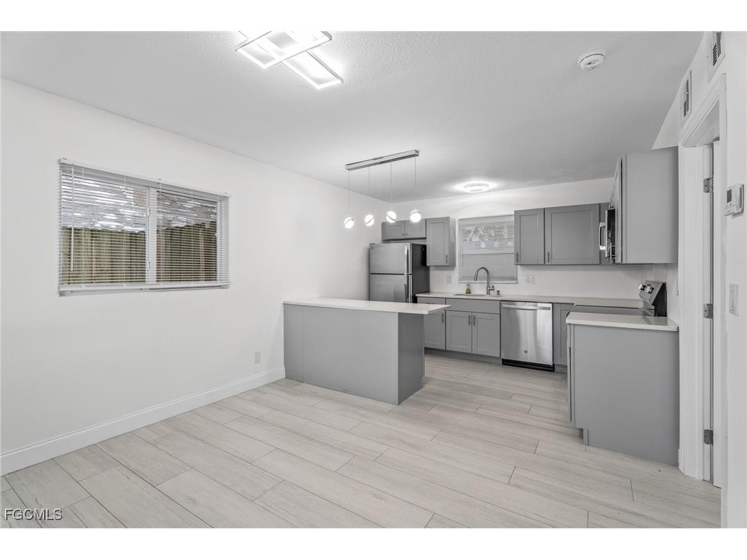 2590 1st Street #115 Fort Myers FL 33901 2025023157 image5