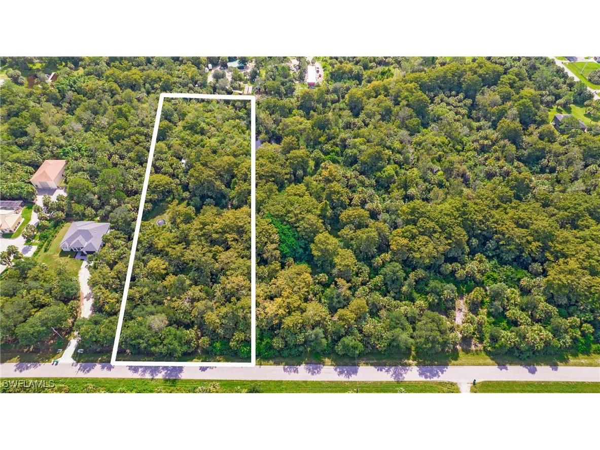 2590 8th Street NW Naples FL 34120 225066060 image1