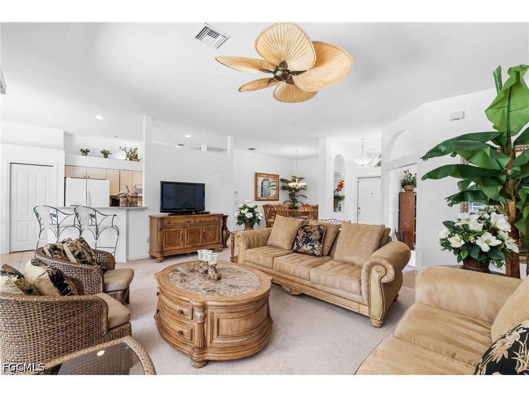 25900 Creekbend Drive Bonita Springs FL 34135 2026014790 image10